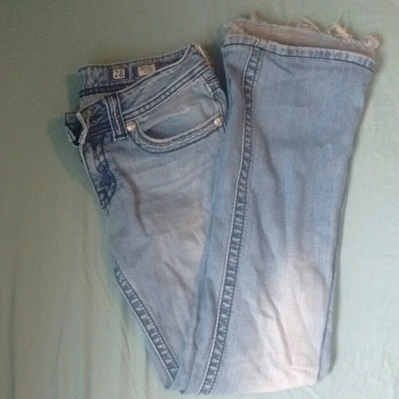 Jean - Picture 1 of 3